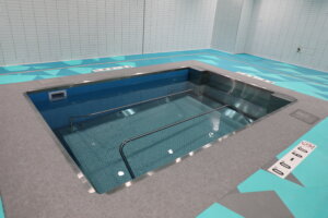 A photo of a small hydrotherapy pool.