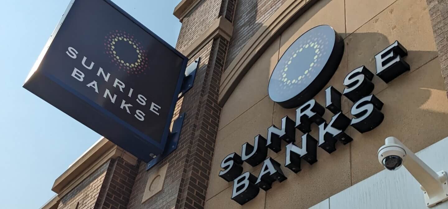 Exterior shot of Sunrise Banks branch.