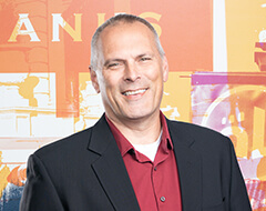 A headshot of Jason Scott