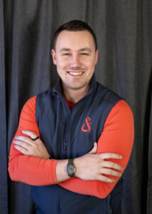 Headshot of Erik Muckey.