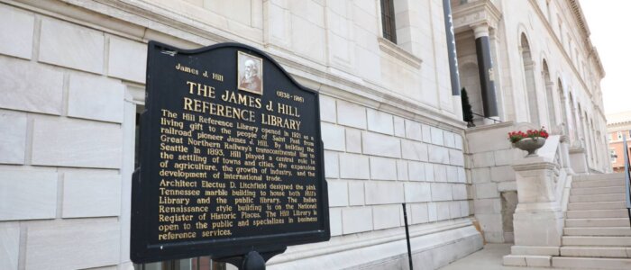 0N9A6300 A sign outisde the James J. Hill Reference Library about its spot on the National Register of Historic Places.